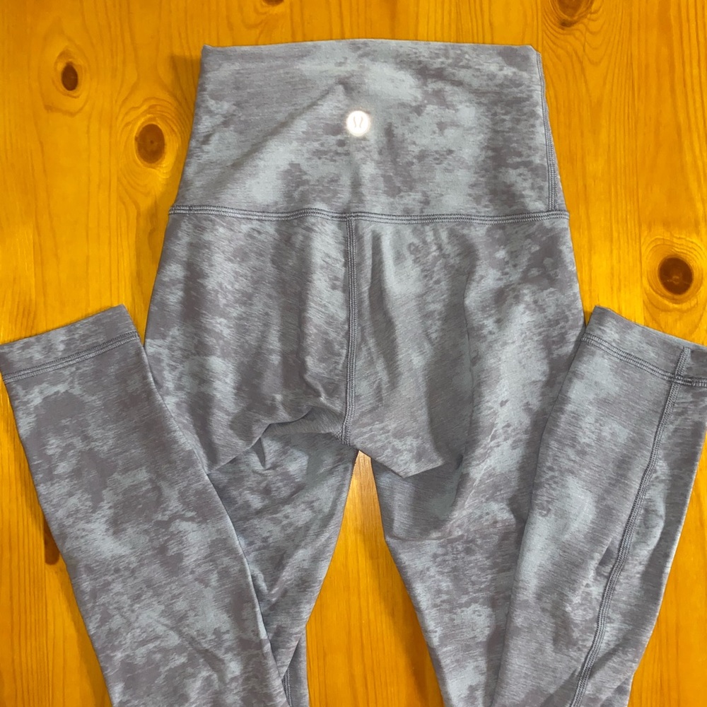 Lululemon cropped align leggings